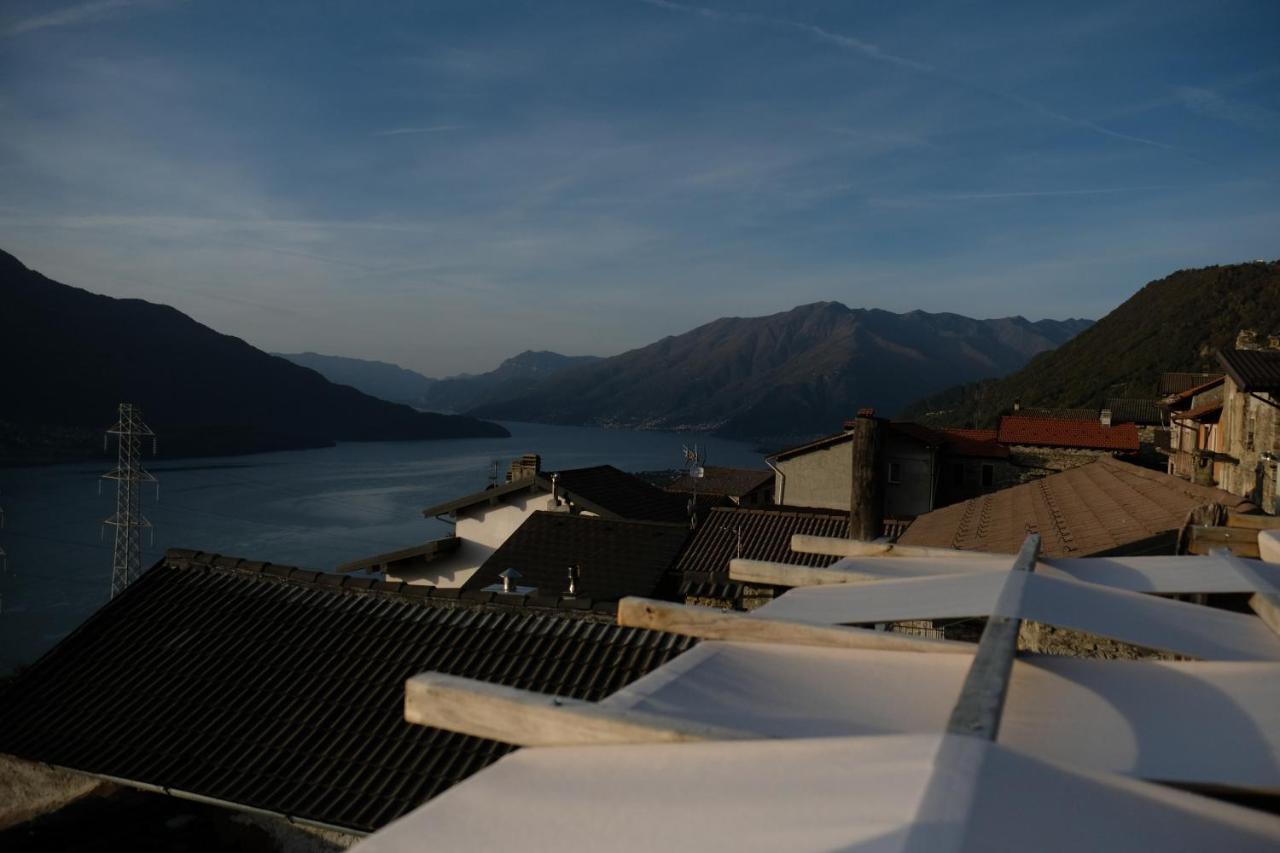 Appartamenti Montemezzo Le Case In Pietra Сорико Экстерьер фото