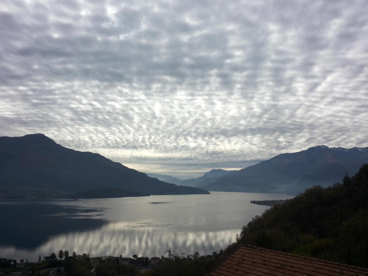 Appartamenti Montemezzo Le Case In Pietra Сорико Экстерьер фото